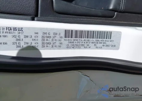 2018 Jeep Grand Cherokee Sterling Edition 4X4 из США, поврежденный, VIN 1C4RJFBG2JC129911